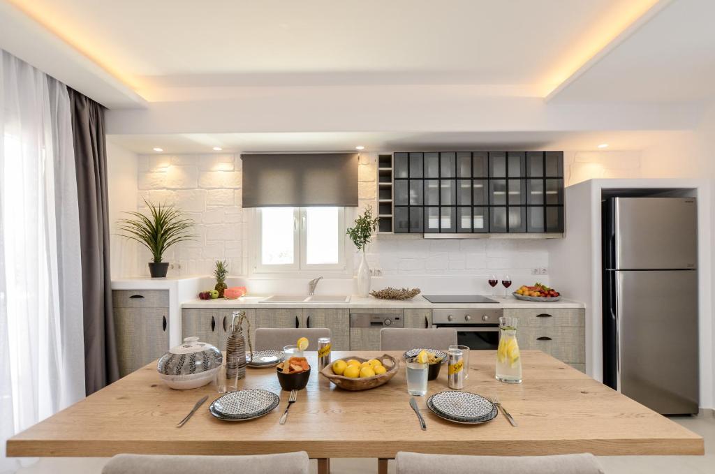 Superior 2 Bedroom Suite With Private Pool And Sea View (11)
