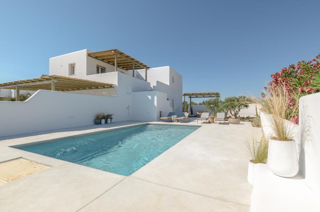 Superior 2 Bedroom Suite With Private Pool And Sea View (24)
