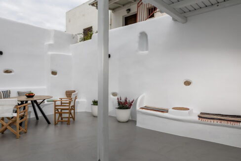 House (106)