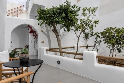 arch chora home (6)